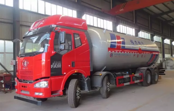 耀邦油罐车.png 耀邦油罐车.png