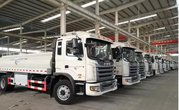 耀邦绿化车.png 耀邦绿化车.png